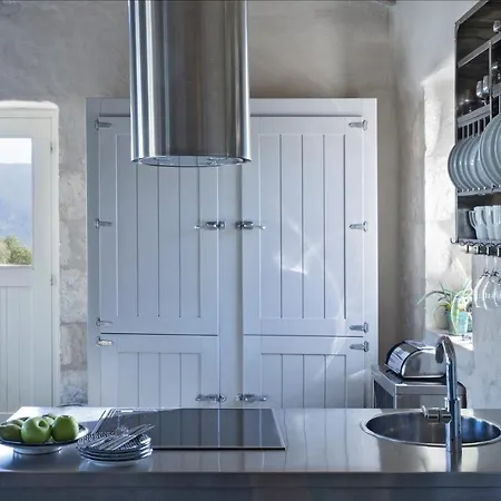 Willa To Throni Tselendáta