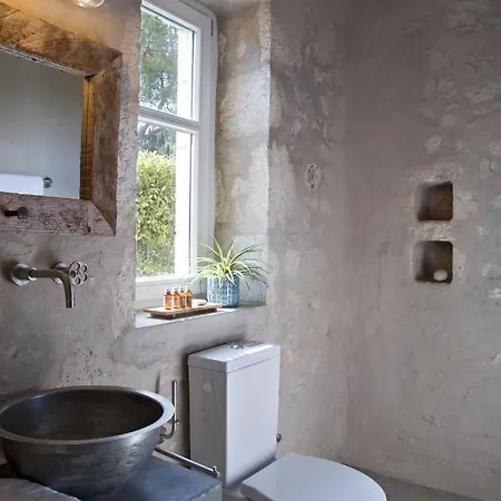 Willa To Throni Tselendáta